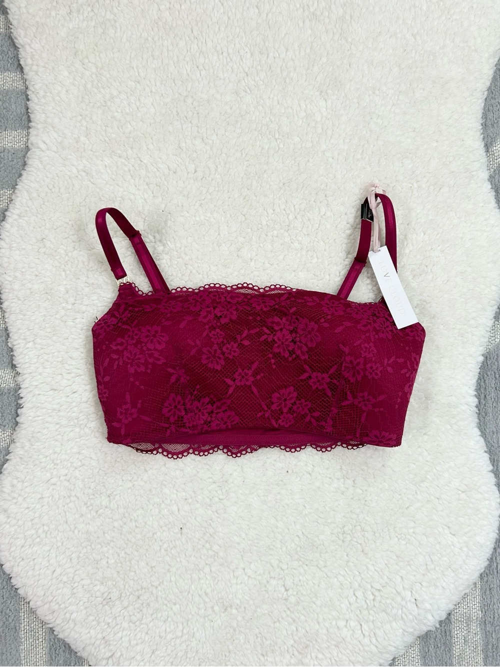 Victoria’s Secret Lace Red Bandeau Bralette NWT